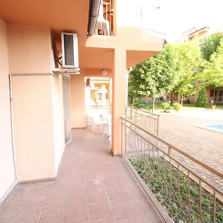 Apartment Arendoo In Casa Brava 2 *